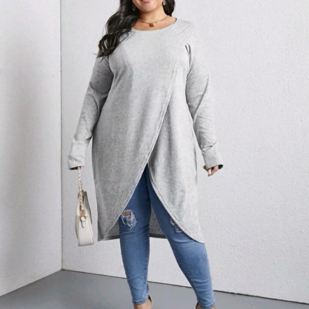 SHEIN Women's 3X-4X 22W-26W LUNE Plus Gray Wrap Tulip Hem Tee